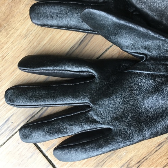 NWT UGG Brita Shearling Pom-Pom Tech Leather Glove - Picture 5 of 8